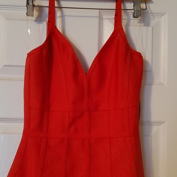 NWT Red bodycon dress - Picture 2 of 6